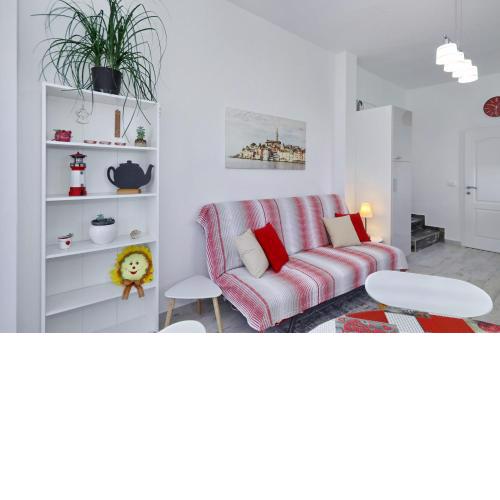 Vanda Land apartment