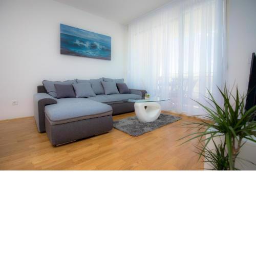 Vanilla apartment
