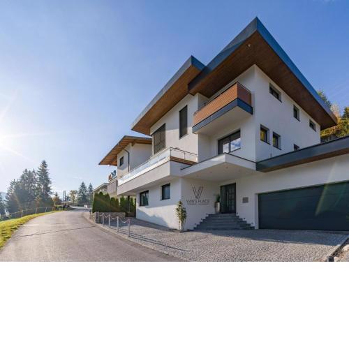 Van's Place, Luxury Apartment