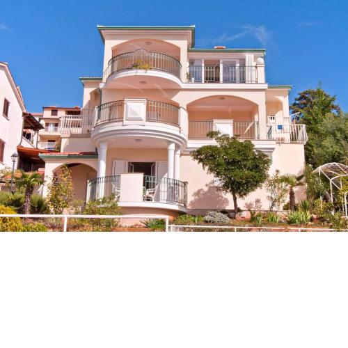 Veronika apartments