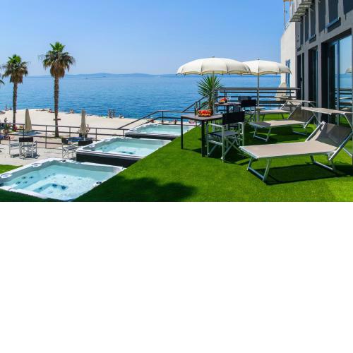 Via Mare Luxury Rooms