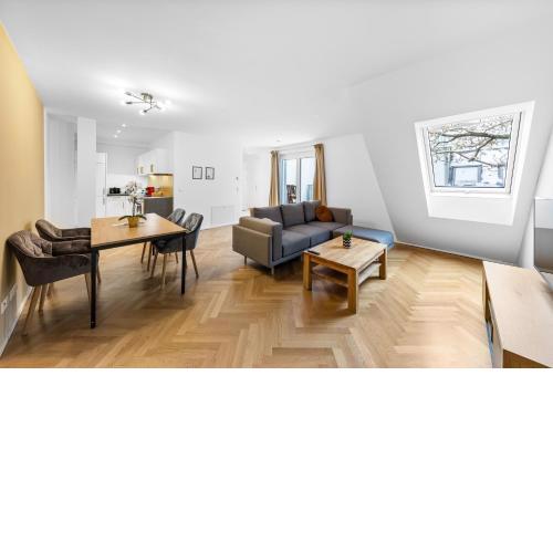 Vienna Chic Residences #13 * Brand New *