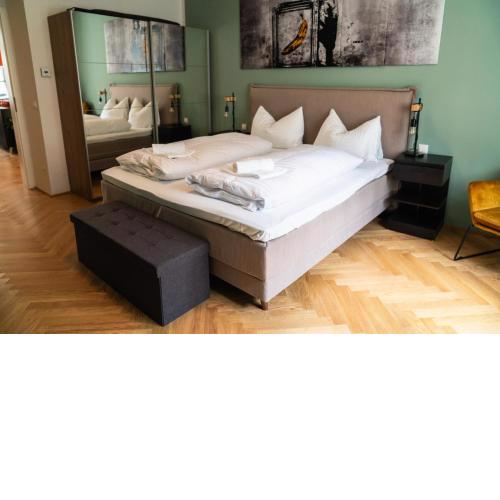 Vienna CIty: Live, Work, Play