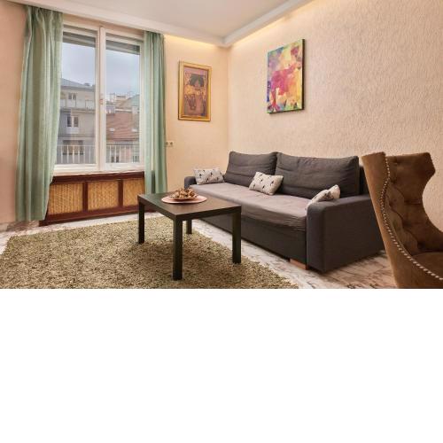 Vienna Prestige Central Luxury Apartment w Free Parking in Innere Stadt