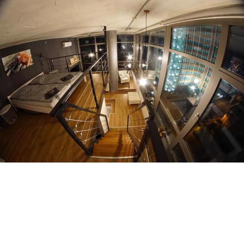 View Skyscraper Bata - loft XL