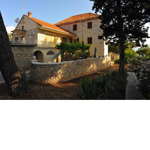 Vila Mirta