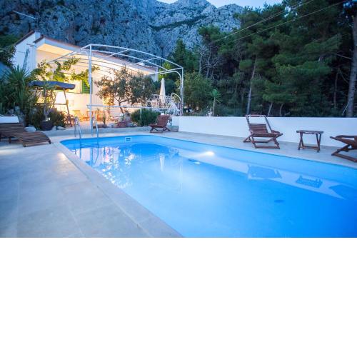 Villa Ana
