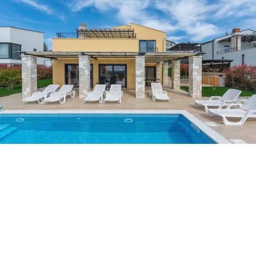 Villa Andreas Matelići with Beautiful Sea View