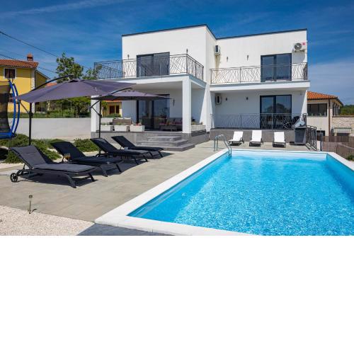 Villa Angie