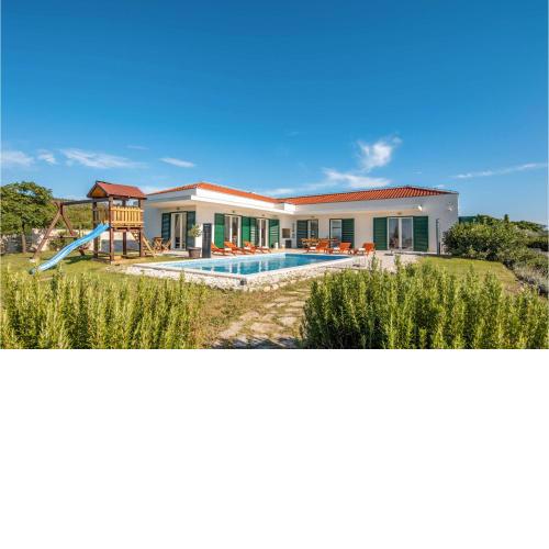 Villa Anica