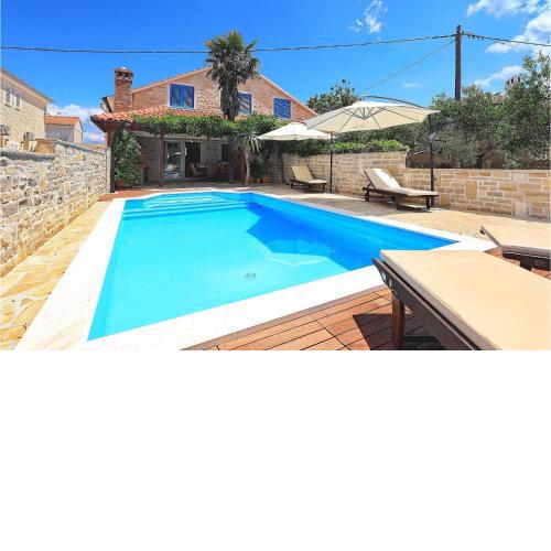 Villa Antisin