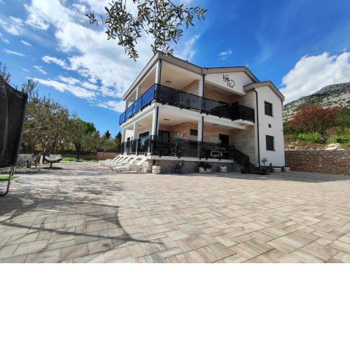 VILLA APARTMENTS FILIP