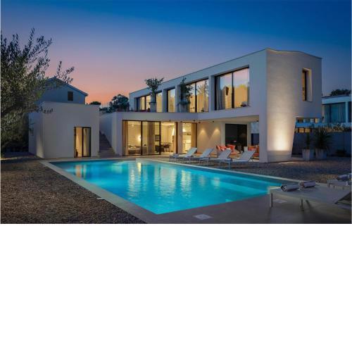 Villa Aron