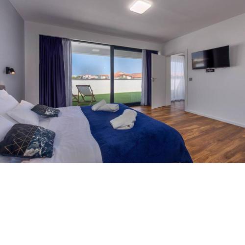 Villa Aurus - Luxury 5 bedroom