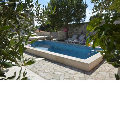 Villa Avantgarde
