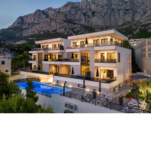 Villa Balmis House B