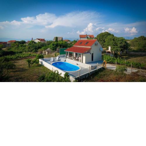Villa Baras garden - house with pool
