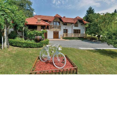 Villa Barbara/Holiday Homes with a story/Varaždin