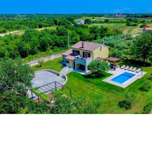 Villa Blog 1 by Interhome