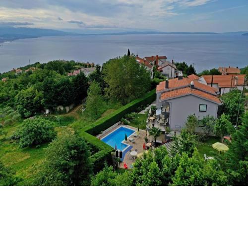 Villa Bregi with Swimming Pool