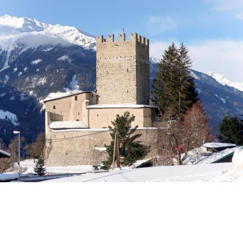 Villa Burg Biedenegg mit Schlosscafé by Interhome