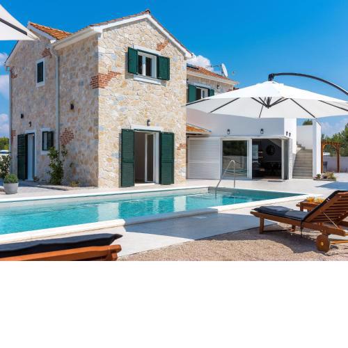 Villa Carmen by Interhome