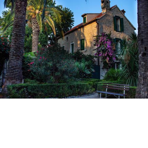 Villa Cindro House
