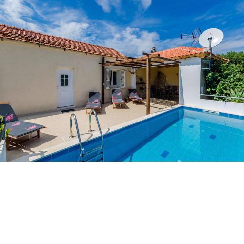 Villa Dalmatian Gem