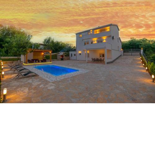 Villa DALMATINA