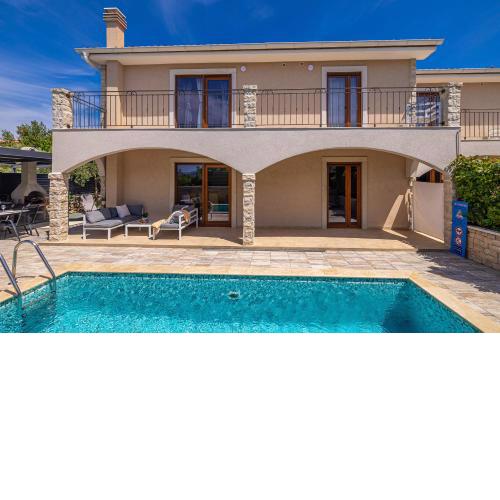 Villa Dijana West
