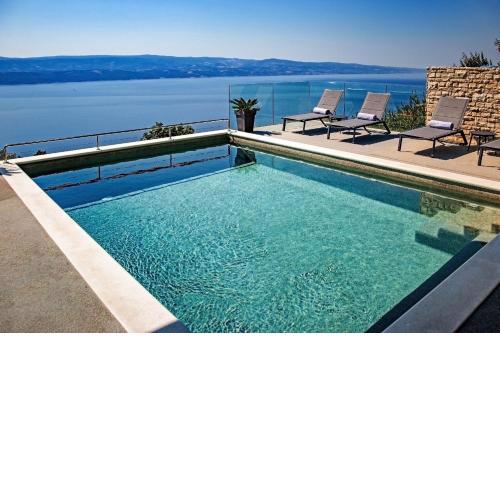 Villa Dispet with heated pool, jacuzzi, sauna and cinema
