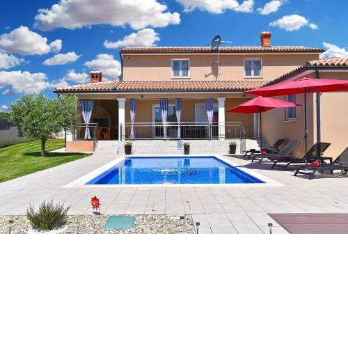 Villa Divsici 2105