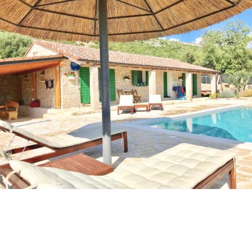 Villa Dule