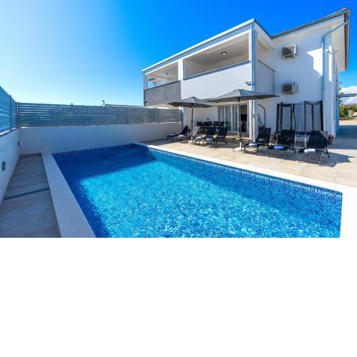 Villa Ema and Ana