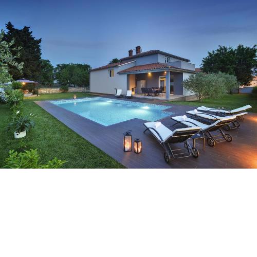 Villa Entini