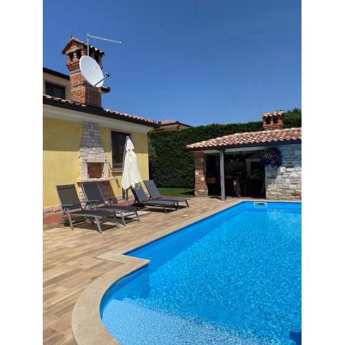 Villa Eva Karigador