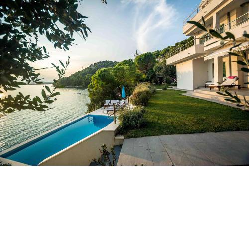 Villa Exotica
