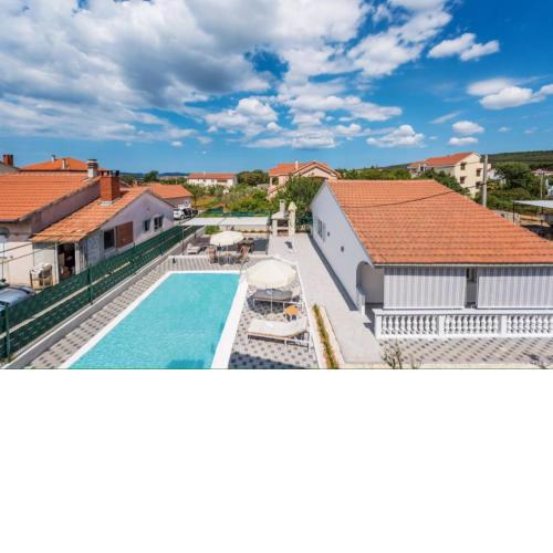 VILLA FAMILY SUKOŠAN, ZADAR