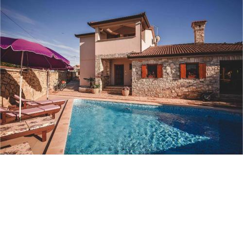 Villa Family