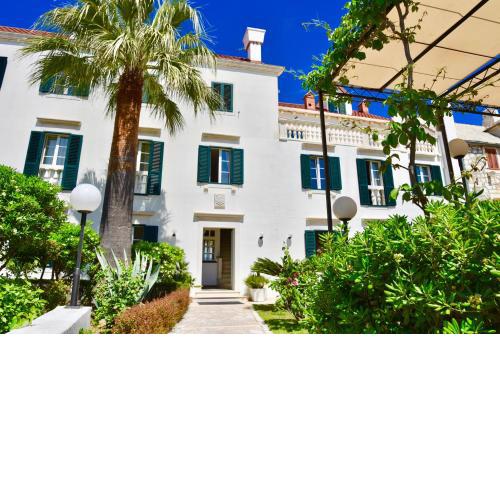 Villa Giardino Heritage Boutique Hotel Bol