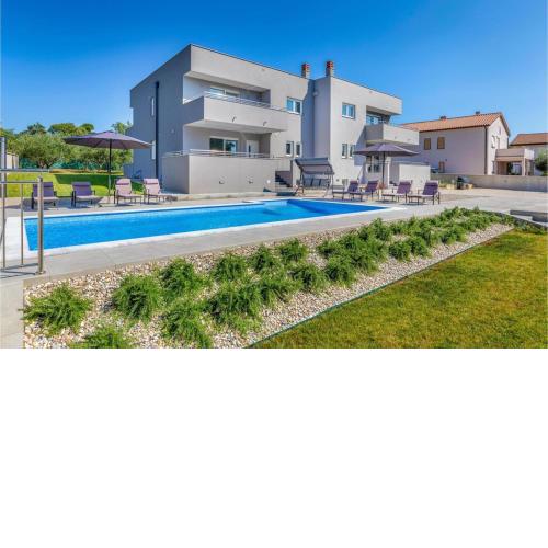 Villa Grande T&D