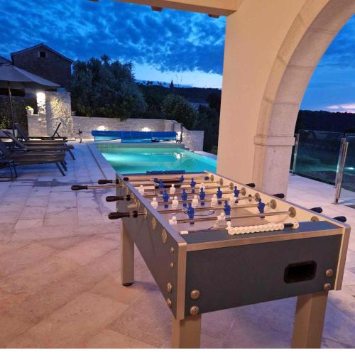Villa Grazia - with heated salt water Pool