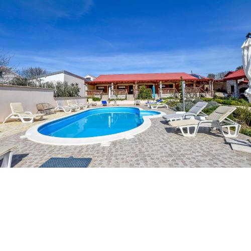Villa Green Oasis