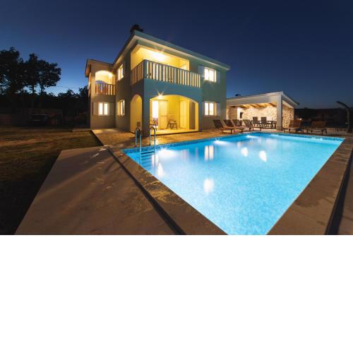 Villa Green Oasis