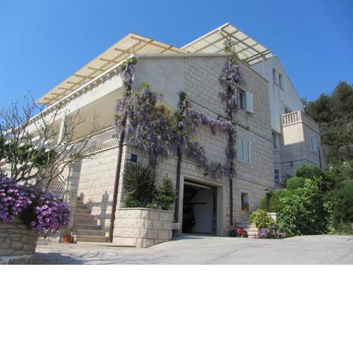 Villa Hela