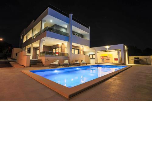 Villa Histra with Private Pool and Sea View