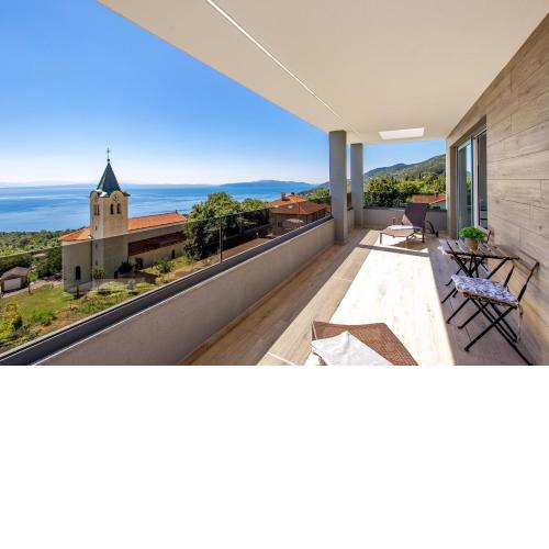 Villa Infinity