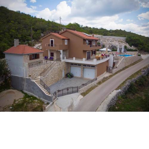 Villa Ivana