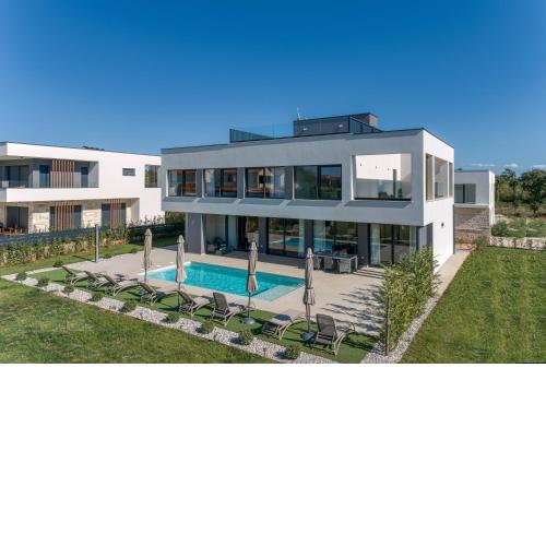 Villa Ivy