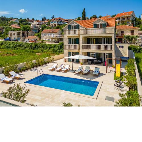 Villa Janie